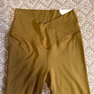 OFFLINE by Aerie Highwaisted Crossover Flare Leggings